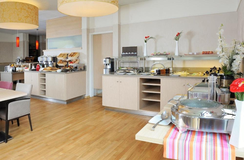 Residhome Paris-Evry Courcouronnes Eksteriør bilde